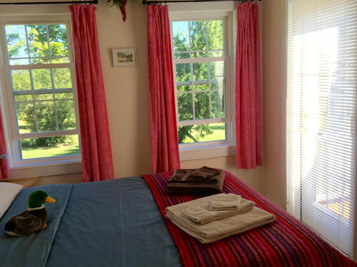 Enfield Manor Bed&Breakfast And Vacation Rental Newfield 外观 照片